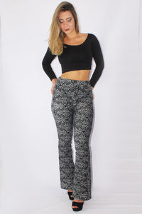 Conjunto Calça Flare Jacguard e Cropped Manga Longa